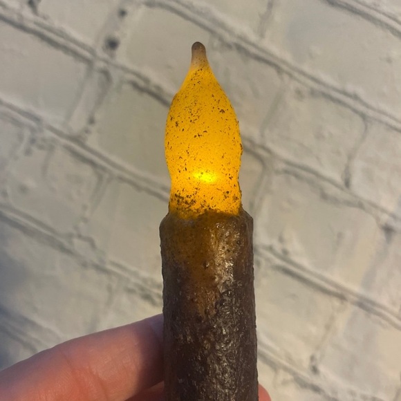 Two Primitive Grungy Battery Operated Flicker Flame Candle - Picture 2 of 2